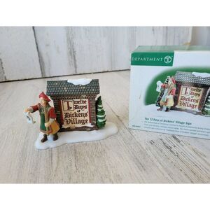 Dept 56 58467 12 days Dickens village sign Xmas new village